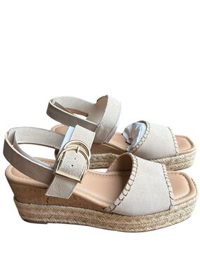 Blondo Gillian Waterproof Espadrille Wedge Sandals Sand Size 9.5 NIB